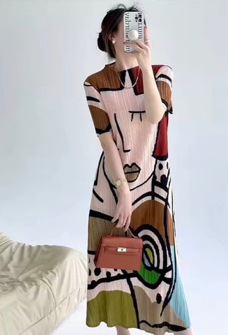 Brown Face Print Accordion Dress